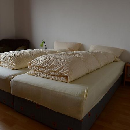 Monteur Und Messewohnung Rodgau Eksteriør bilde